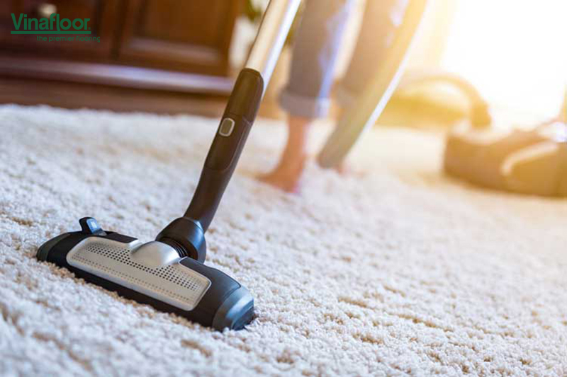 Làm thế nào để tránh ẩm mốc khi sử dụng thảm trải sàn ?